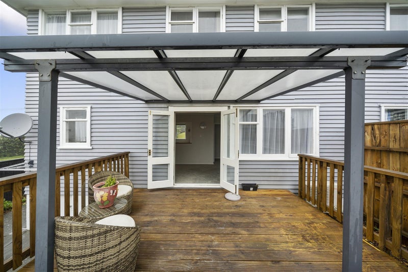 115 Bedford Street, Cannons Creek, Porirua - Carousel 1