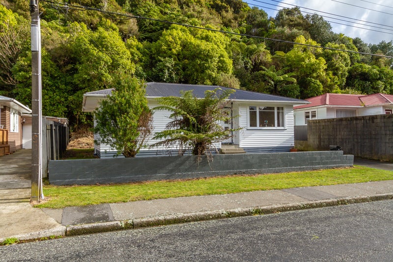18 Sunny Grove, Wainuiomata, Lower Hutt - Carousel 20