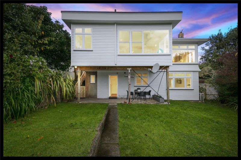93 Orangi Kaupapa Road, Northland, Wellington - Carousel 1
