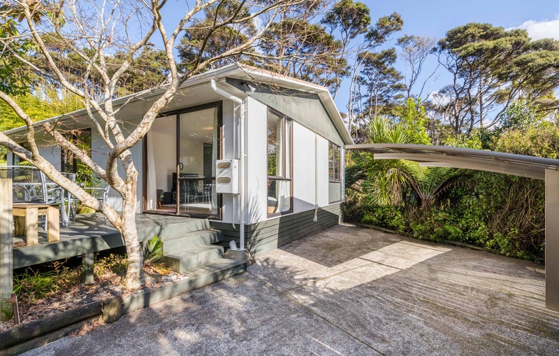 2/77 Woodfern Crescent, Titirangi, Auckland - Carousel 2