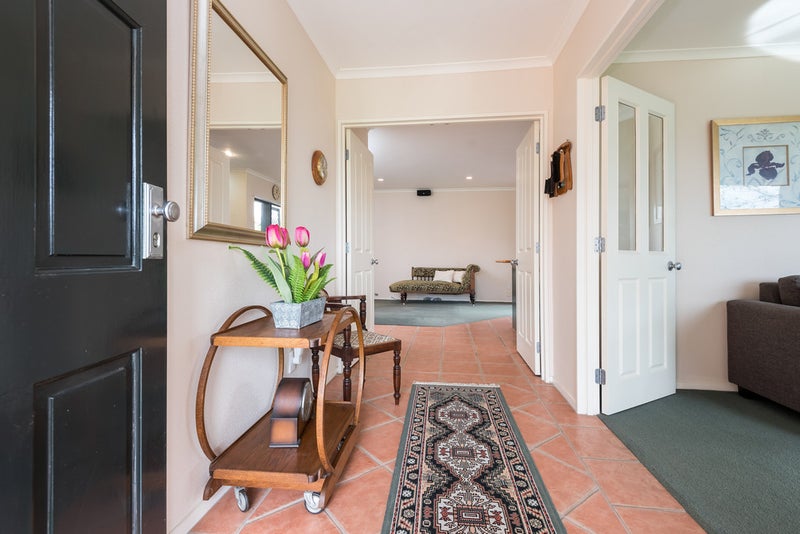 23B John Brooke Crescent, East Tāmaki Heights, Auckland - Carousel 2