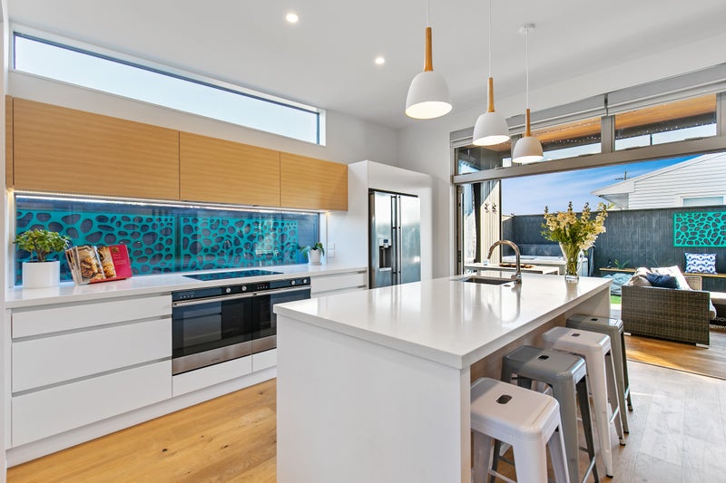 4A Ross Crescent, Orewa, Orewa - Carousel 2