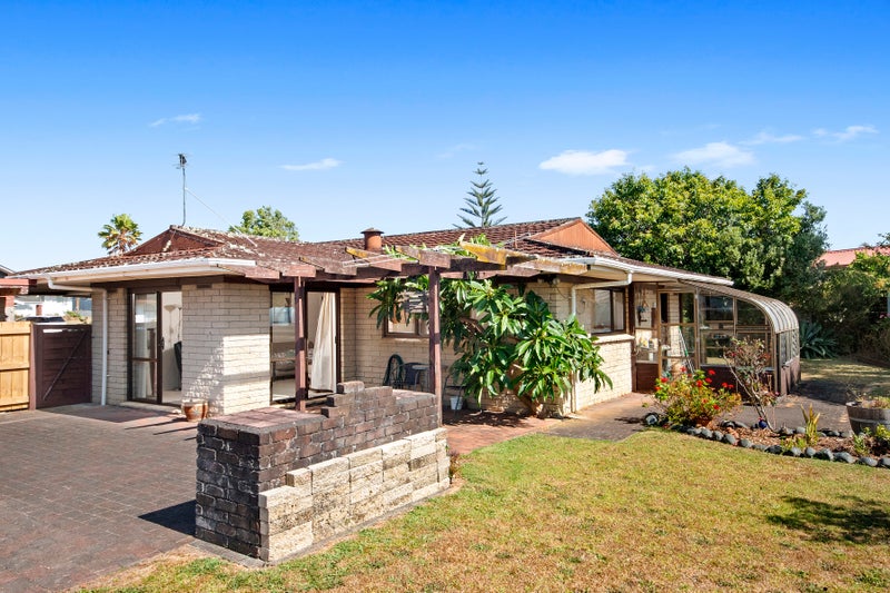 3 Heron Place, Waiuku, Waiuku - Carousel 2