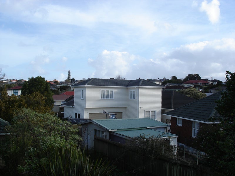 5 Olsen Avenue, Hillsborough, Auckland - Carousel 1