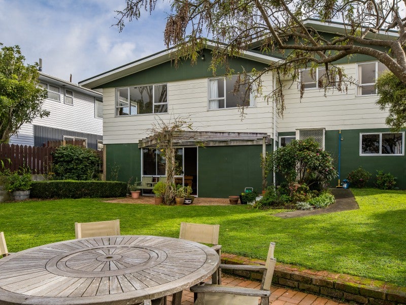 47 Pope Street, Camborne, Porirua - Carousel 1