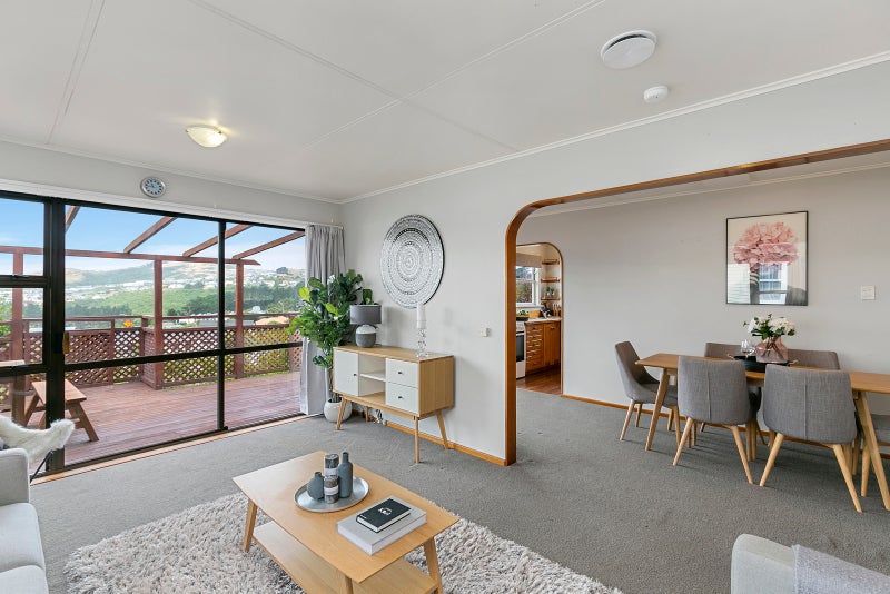 24 Kahikatea Grove, Paparangi, Wellington - Carousel 2