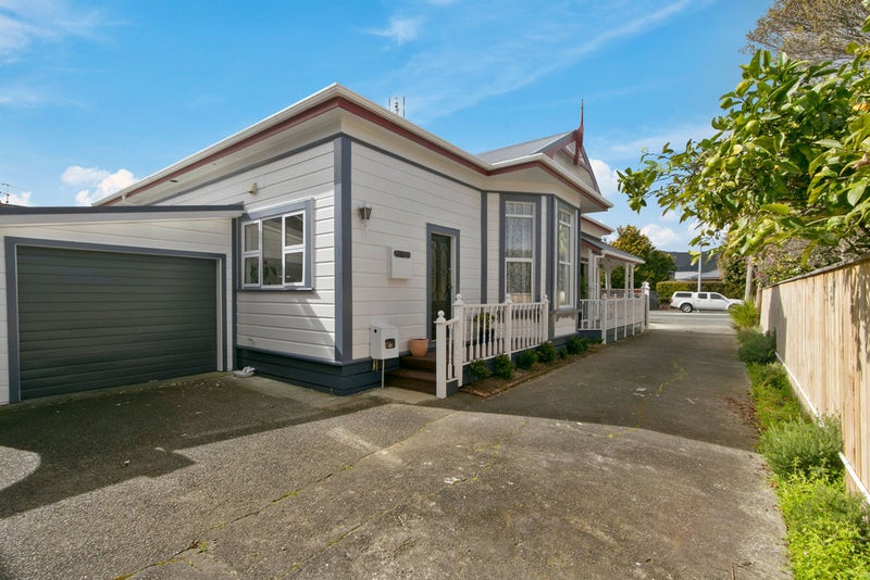 45 LUDLAM CRES, WOBURN, LOWER HUTT - Carousel 1