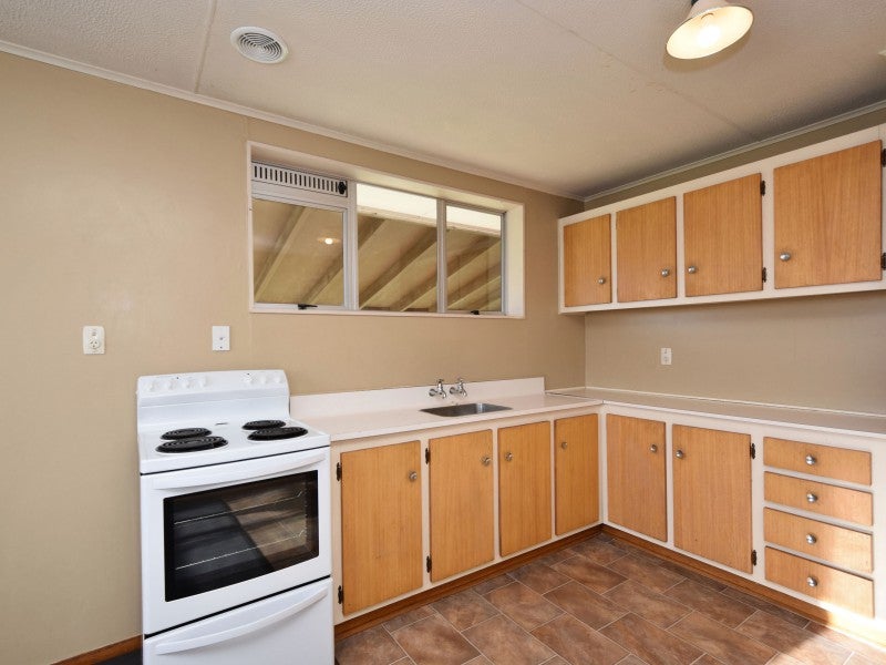 131 John Street, Heidelberg, Invercargill - Carousel 2