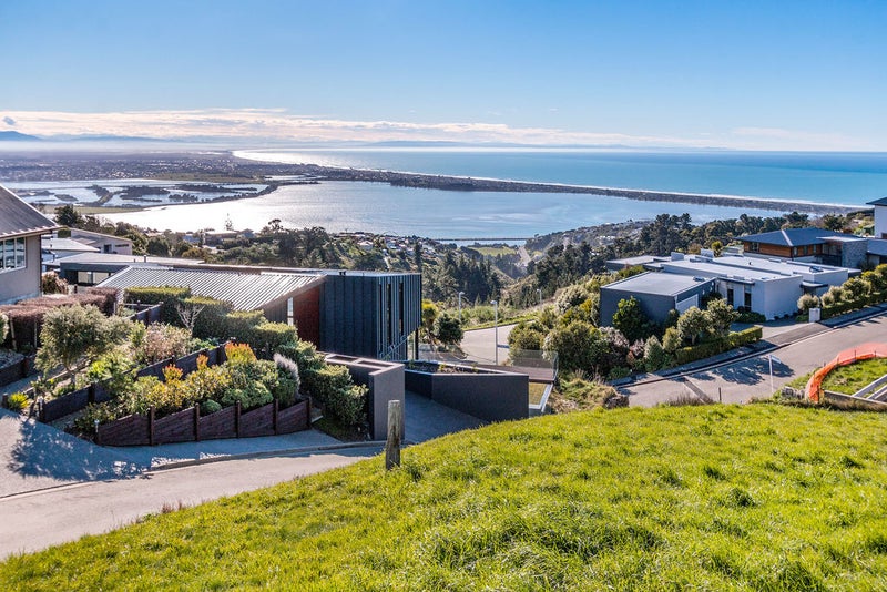 2 Bluewater View, Mount Pleasant, Christchurch - Carousel 8