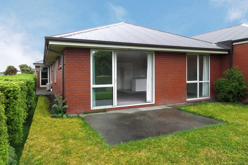 10 Date Crescent, Aidanfield, Christchurch - Carousel 13