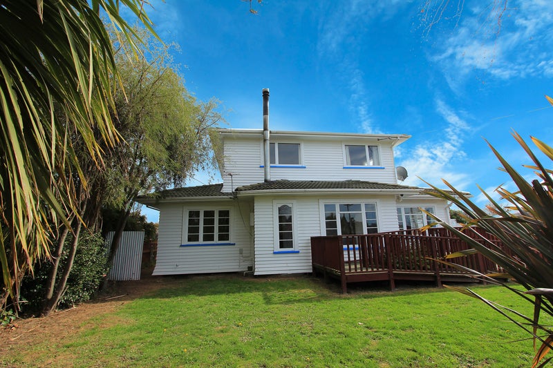 8 Gascoigne Street, Riversdale, Blenheim - Carousel 2