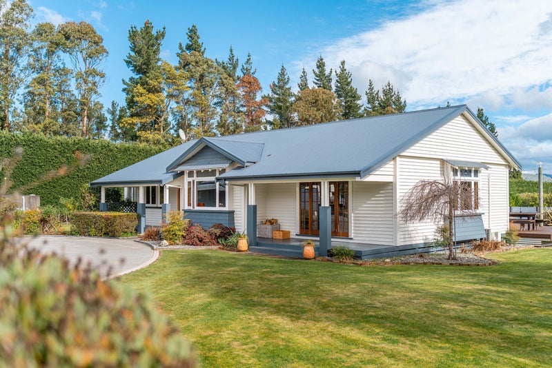 524C Paierau Road, Masterton - Carousel 2