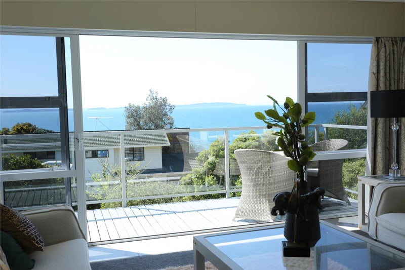 134 Pacific Parade, Army Bay, Whangaparaoa - Carousel 2