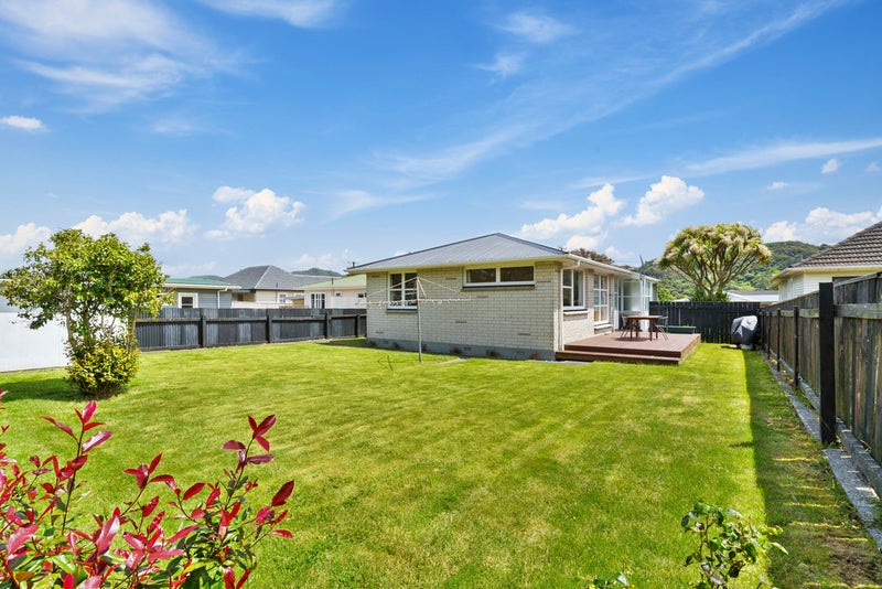 90B Frederick Street, Wainuiomata, Lower Hutt - Carousel 1