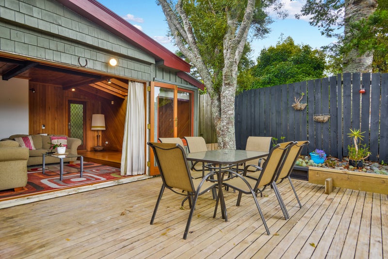 5 Staley Road, Parau, Auckland - Carousel 2