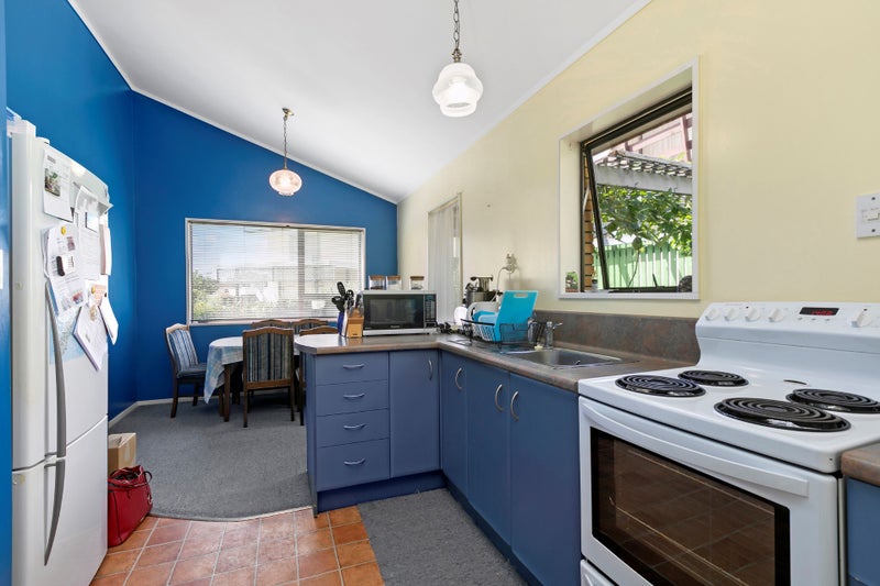 50A Eaton Crescent, Matua, Tauranga - Carousel 2