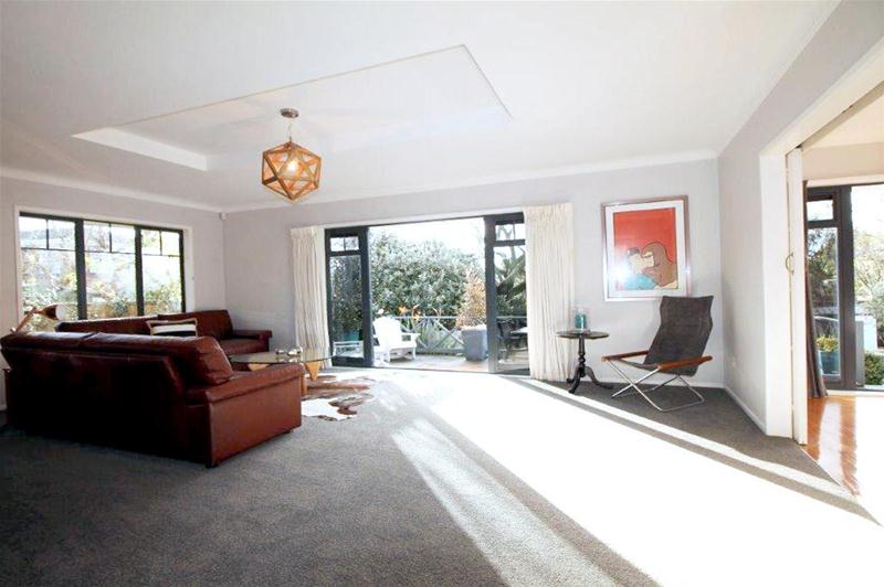 35 The Crest, Sunnyhills, Auckland - Carousel 2