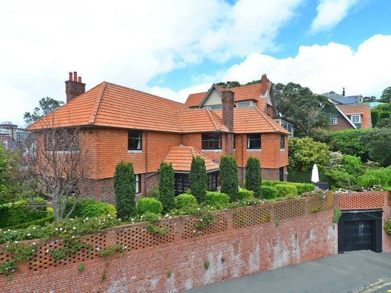 82 Bolton Street, Kelburn, Wellington - Carousel 1