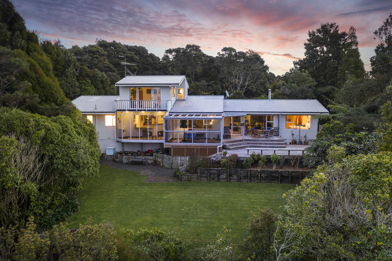 51 Turanga Road, Henderson Valley, Auckland - Carousel 1