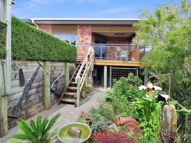 53 Karamea Street, Whalers Gate, New Plymouth - Carousel 2