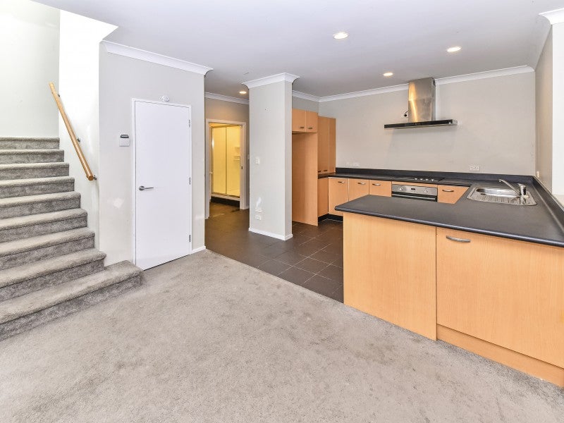 5 Asics Drive, Favona, Auckland - Carousel 2