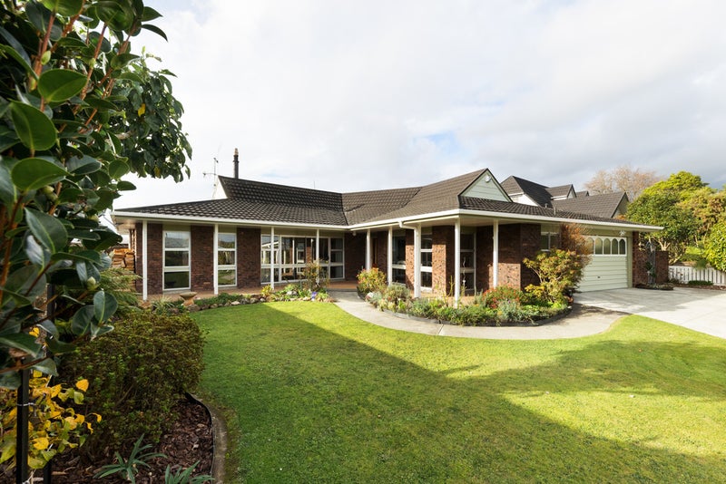 7 Te Punga Place, Awapuni, Palmerston North - Carousel 2