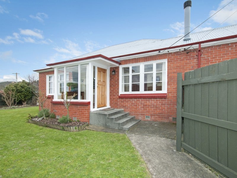 1 Avery Grove, Boulcott, Lower Hutt - Carousel 2