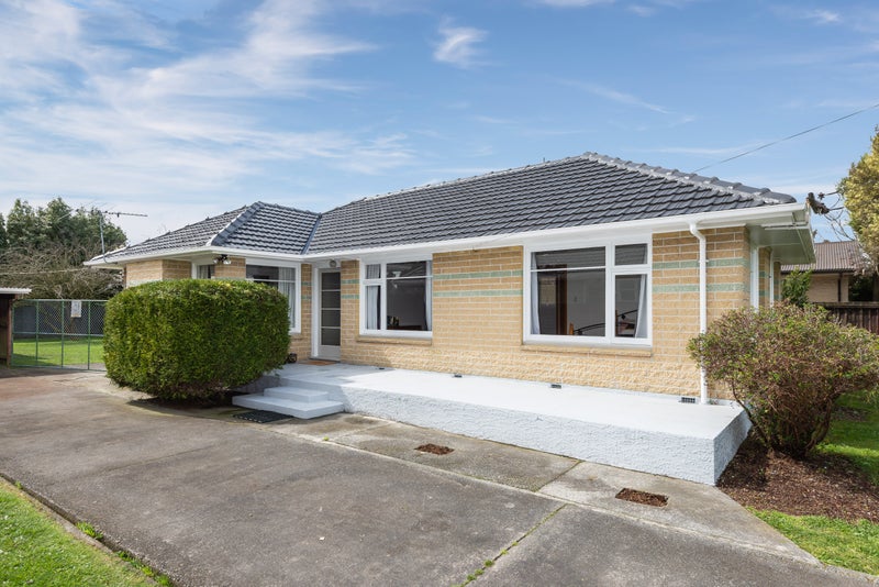 22 Cunningham Place, Halswell, Christchurch - Carousel 2
