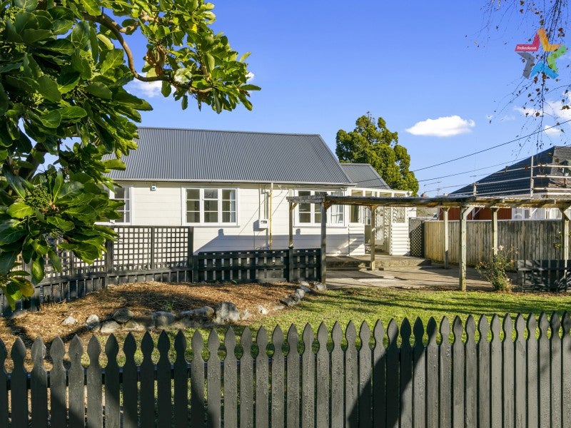 56 Dyer Street, EPUNI, LOWER HUTT - Carousel 2