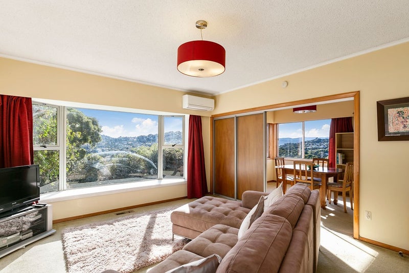 4 Randolph Road, Crofton Downs, Wellington - Carousel 1