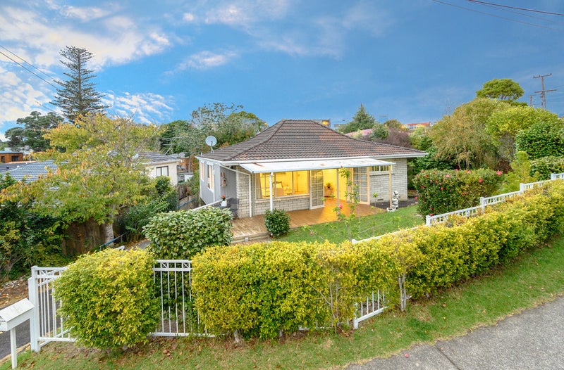 1/27 Parkhill Road, Howick, Auckland - Carousel 1