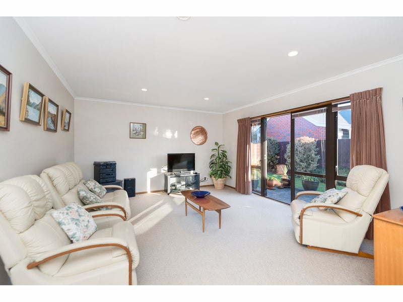 3B Amdale Avenue, Broomfield, Christchurch - Carousel 2