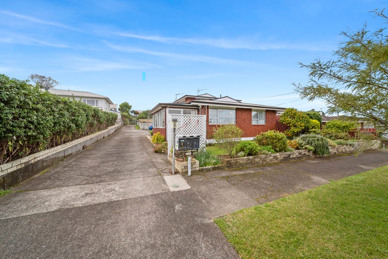 4A Price Street, Westown, New Plymouth - Carousel 15