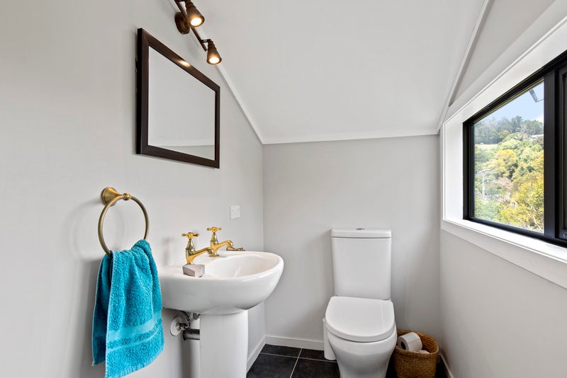 7 Hobson Terrace, Onetangi, Waiheke Island - Carousel 24