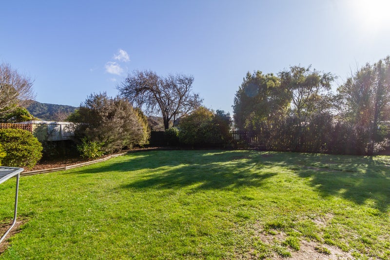 29 Hine Road, Wainuiomata, Lower Hutt - Carousel 20