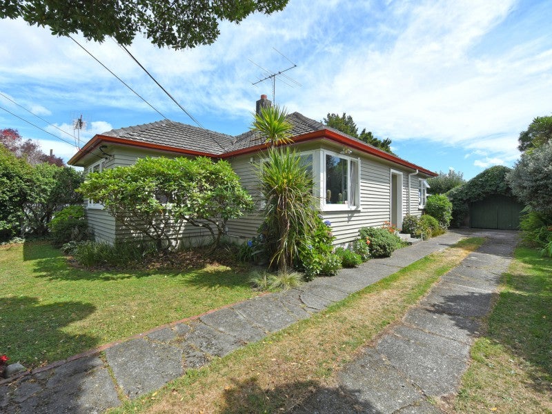 110 Miro Street, Trentham, Upper Hutt - Carousel 1