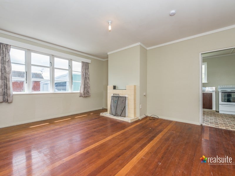 6 Hunter Street, Taita, Lower Hutt - Carousel 2