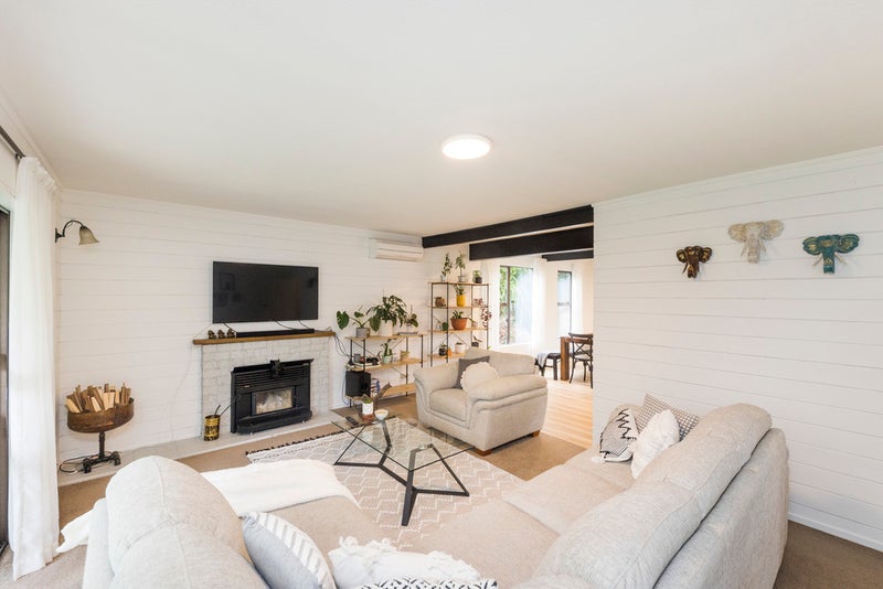 411 Aokautere Drive, Palmerston North - Carousel 2