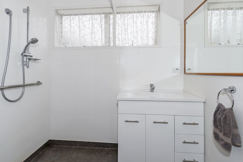 3B Woburn Street, Bromley, Christchurch - Carousel 12