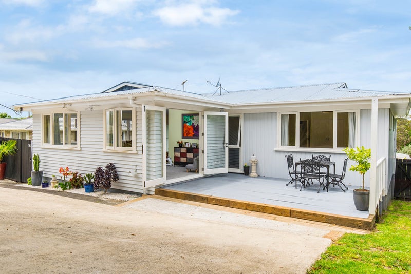 30 Forest Hill Road, Henderson, Auckland - Carousel 1
