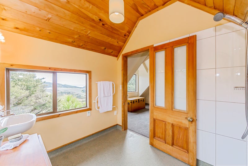 30 Te Aute Ridge Road, Henderson - Carousel 26