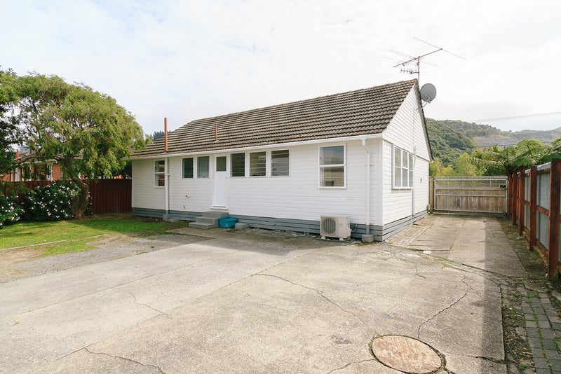 1208 Taita Drive, Taita, Lower Hutt - Carousel 2