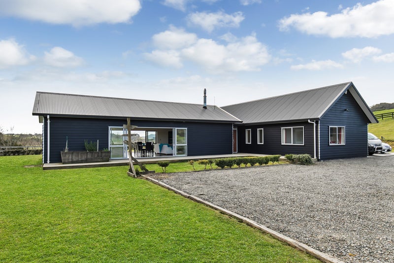 23 Caitcheon Road, Papakura - Carousel 2