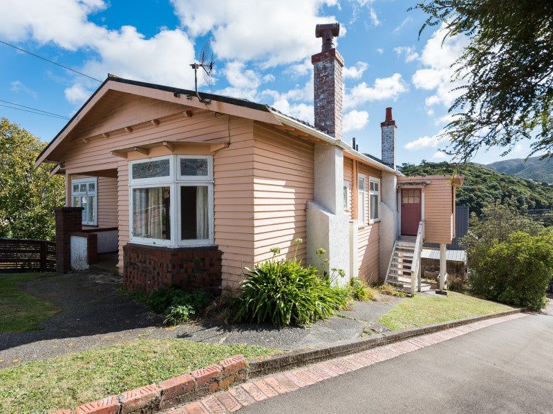 6 Trelissick Crescent, Ngaio, Wellington - Carousel 2