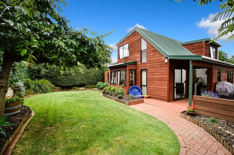 2/21 Castaing Crescent, Te Atatū South, Auckland - Carousel 20
