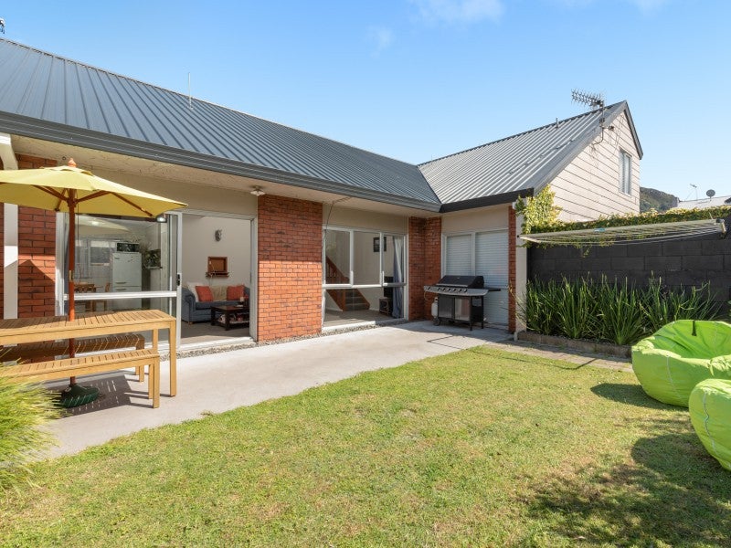 17B PACIFIC AVENUE, Mount Maunganui, Tauranga - Carousel 2