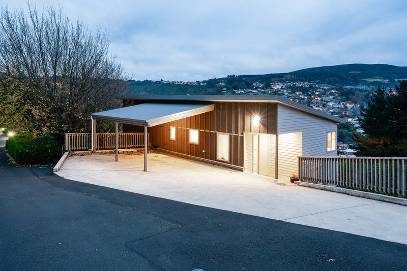 29 Northview Crescent, Belleknowes, Dunedin - Carousel 1