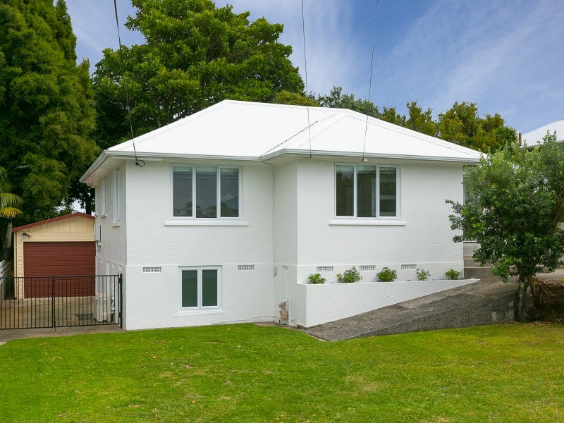 7 Raniera Street, Glen Avon, New Plymouth - Carousel 1