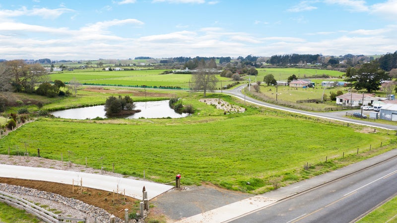 4 Bell Road, WHATAWHATA, HAMILTON - Carousel 2