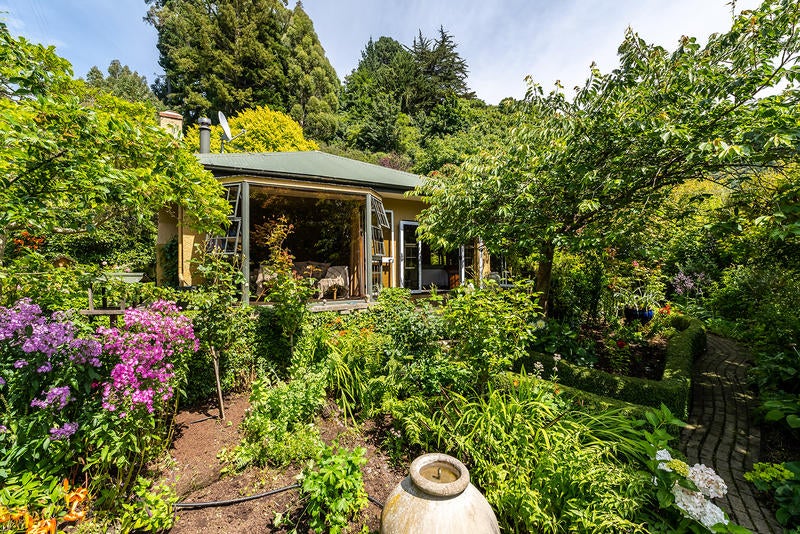 381 Malvern Street, Glenleith, Dunedin - Carousel 1